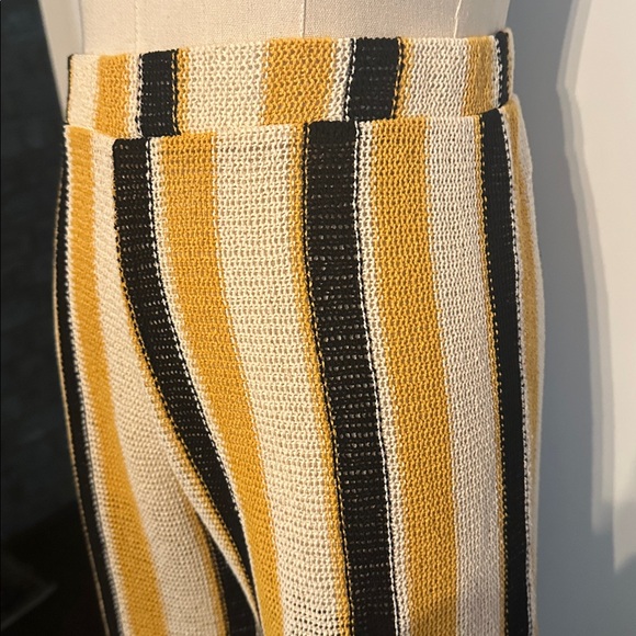 Zara women’s black yellow cream Striped knit L 31” inseam pants - Picture 7 of 13